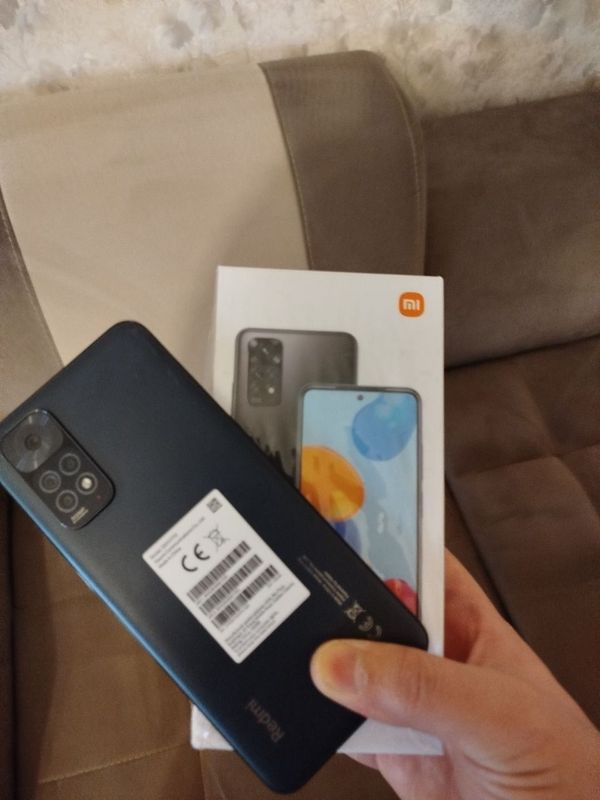 Продам смартфон Redmi Note