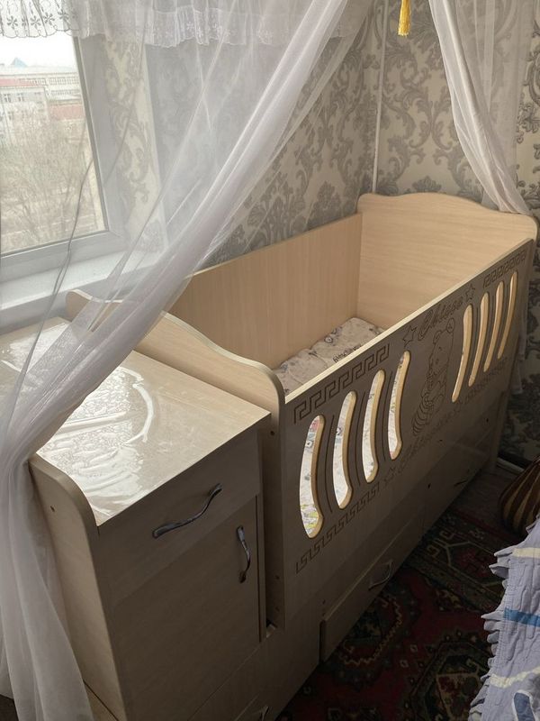 Детская кровать качалка Детская кровать качалка