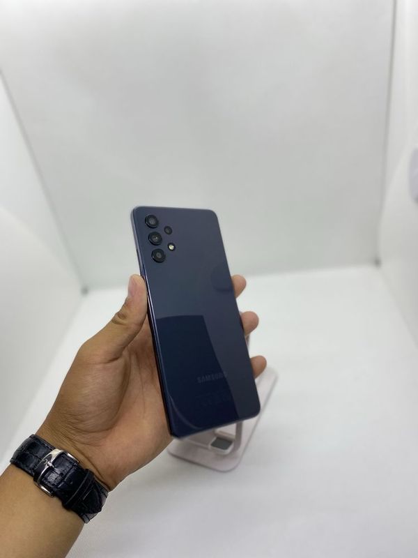 Samsung Galaxy A32 Samsung Galaxy A32
