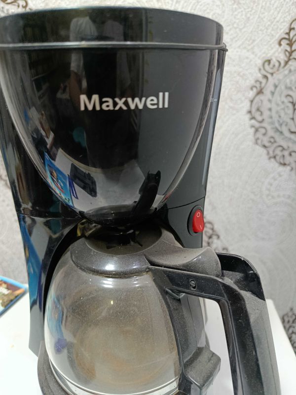Продам кофеварку maxwell Продам кофеварку maxwell