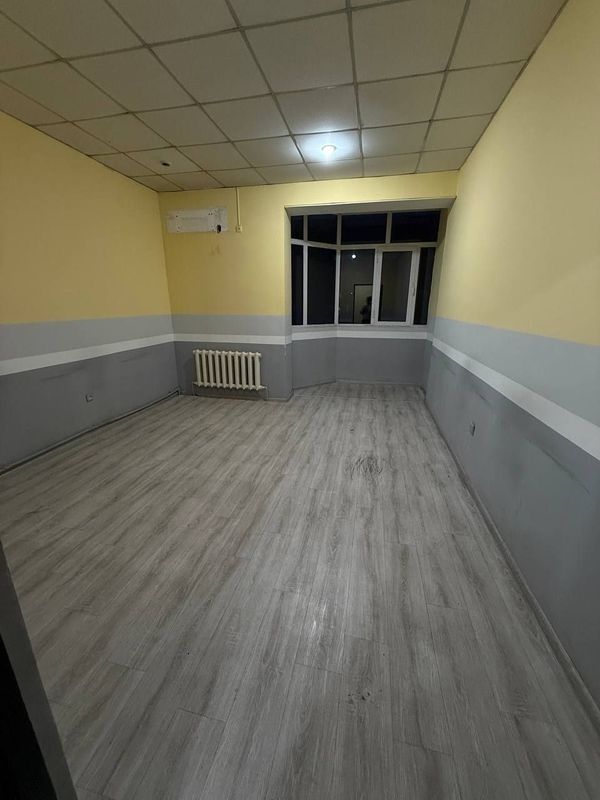 Чиланзар ор РОВД 80м² 1этаж 2комнаты в доль дороги Юр адрес Чиланзар ор РОВД 80м² 1этаж 2комнаты в доль дороги Юр адрес