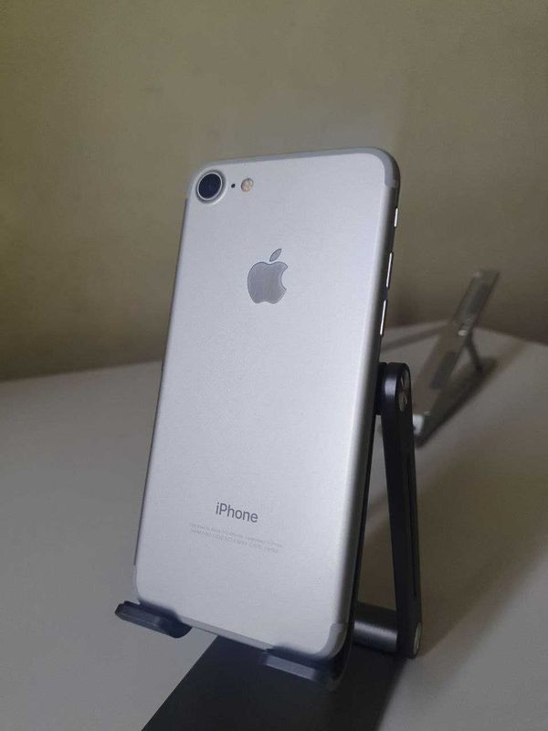 Продаётся iphone 7 White 32 GB без сим-карты Продаётся iphone 7 White 32 GB без сим-карты