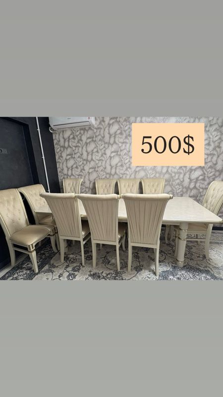 Продам большой стол, 10 стульев и комод Продам большой стол, 10 стульев и комод