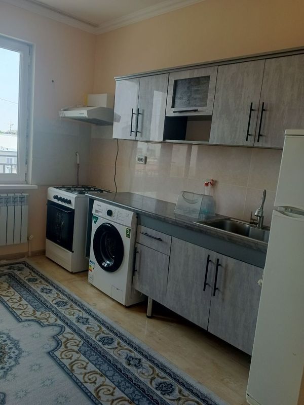 Срочно Яшнобод олмос махаллада ижарага 350$ Срочно Яшнобод олмос махаллада ижарага 350$