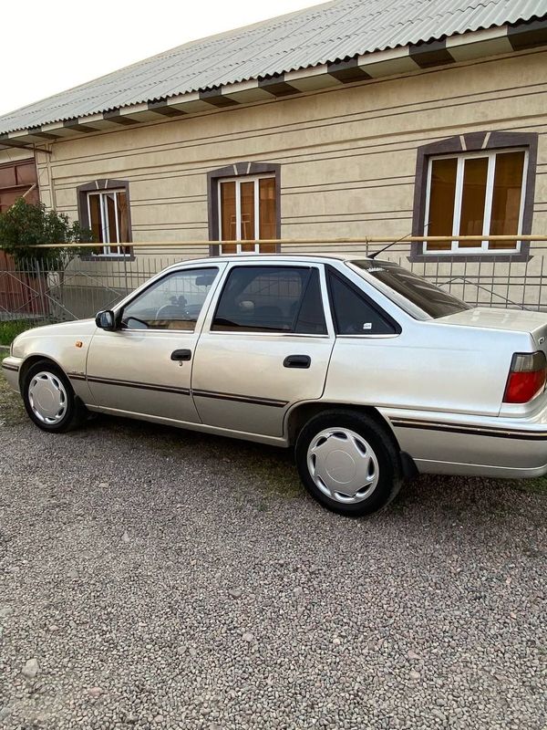 Nexia sons 2001 srochna Nexia sons 2001 srochna