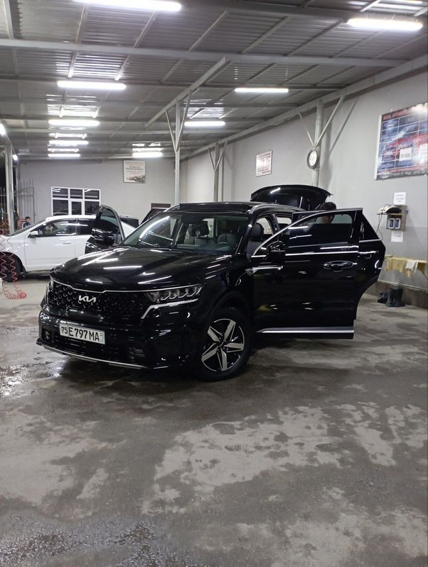 Kia Sorento sotiladi Kia Sorento sotiladi