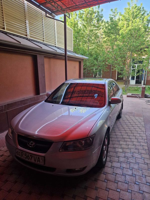 Продаётся автомобиль HYUNDAY NF -2007г. Пробег 280.000км.