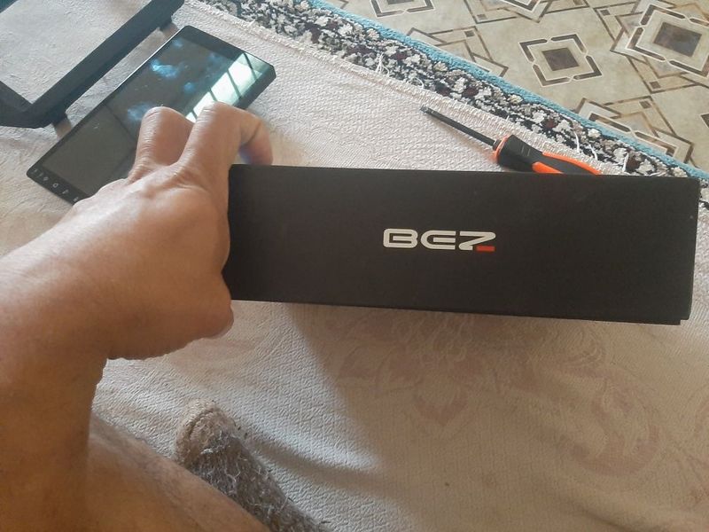 Manitor kobalt ramkali Manitor kobalt ramkali