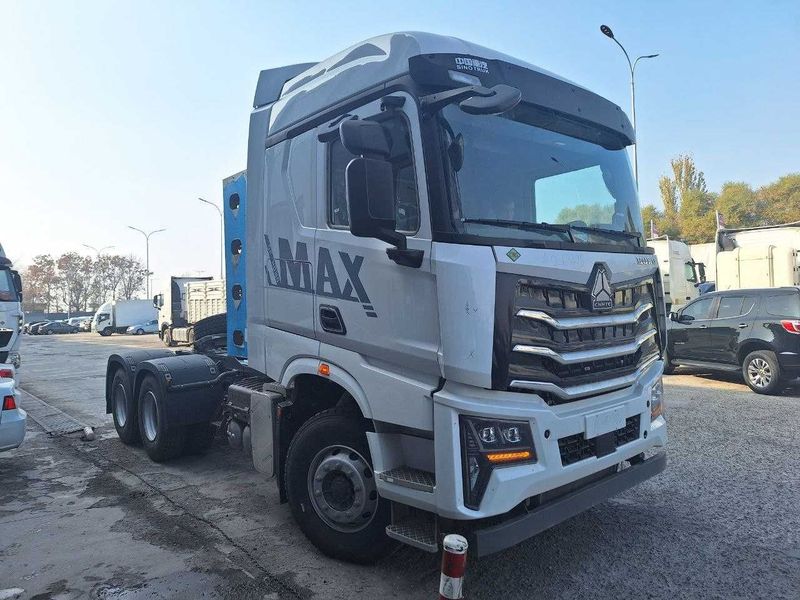 В наличии!! Седельный тягач Howo-Max 460 6x4 CNG (рессорная )