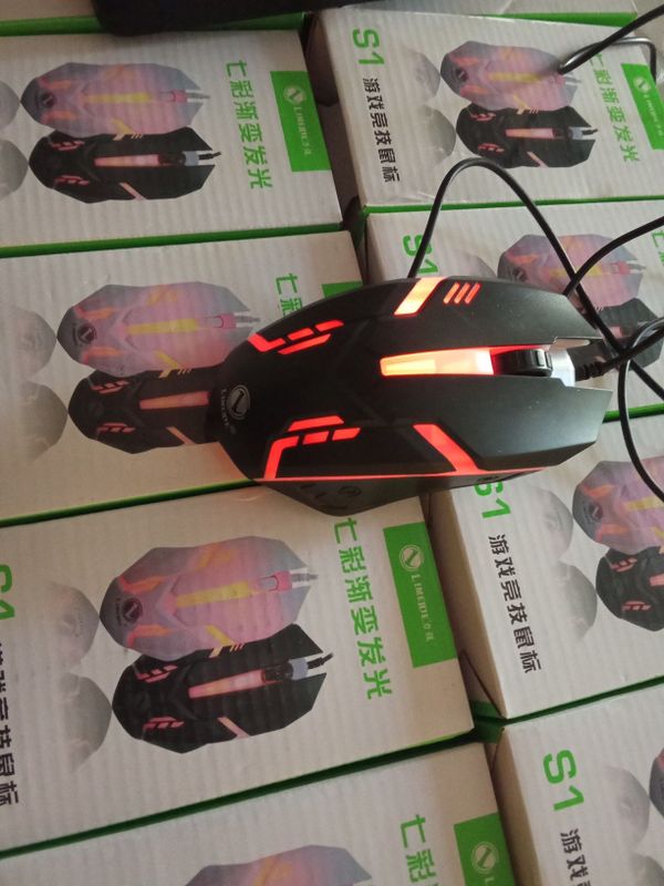 Красивые RGB проводные мышки бюджетные Красивые RGB проводные мышки бюджетные