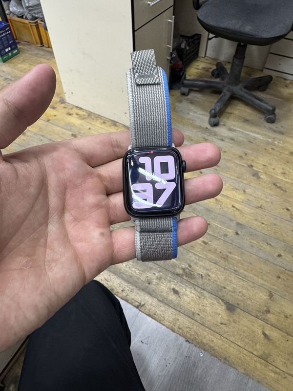iwatch 7 45mm ideal yangi bilan bir hil iwatch 7 45mm ideal yangi bilan bir hil