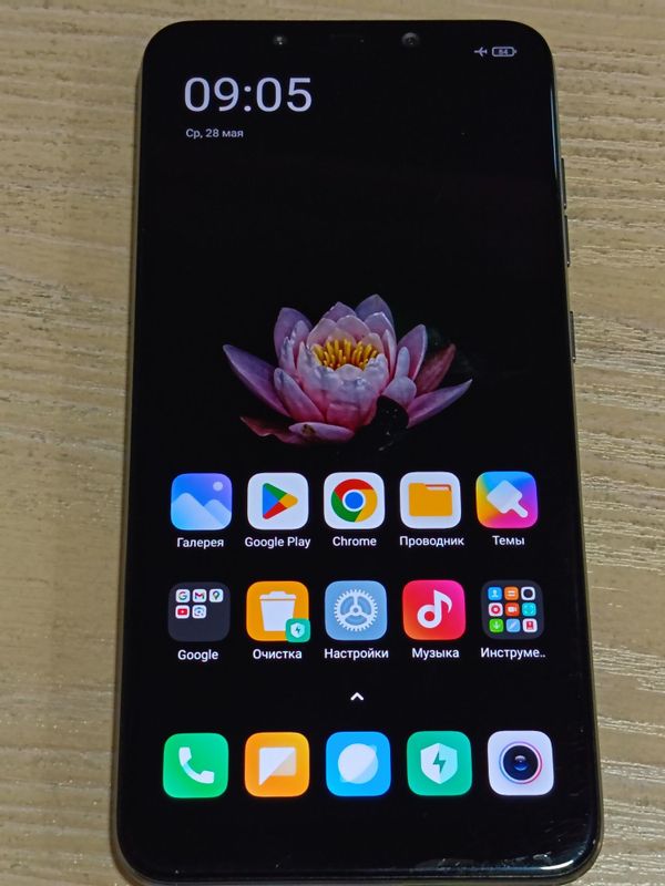 Pocophone F1 (Poco F1)