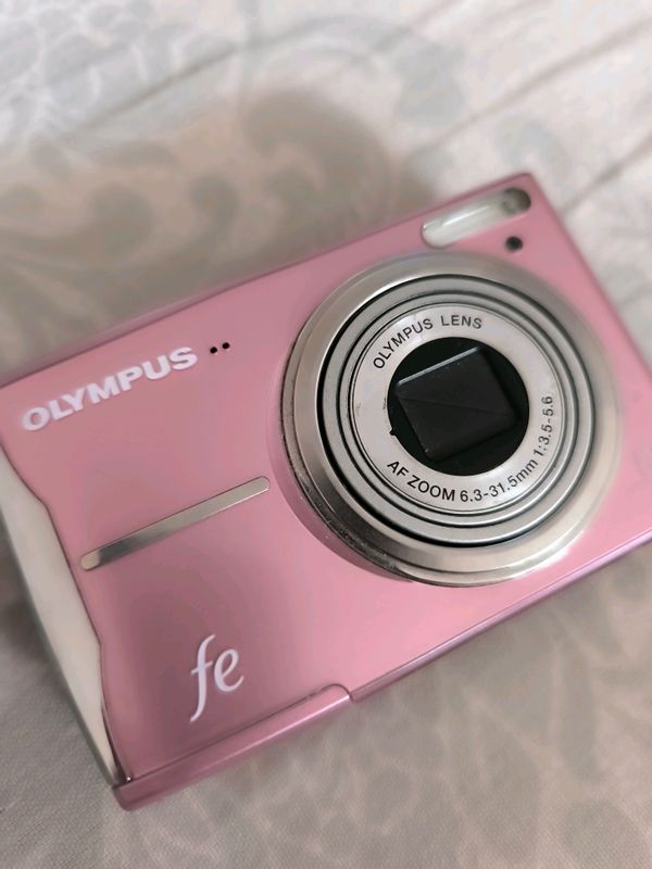 Фото/видео камера Olympus.