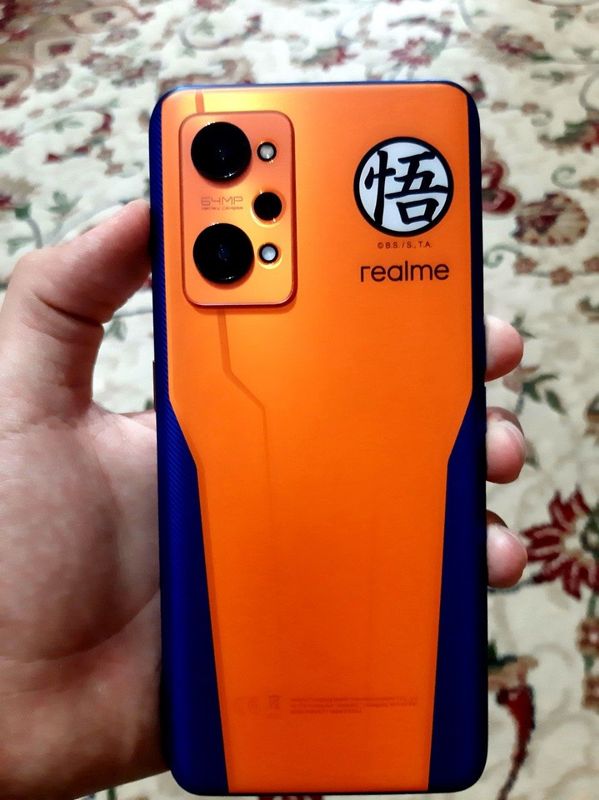 Realme gt neo 3t dragon ball z edition