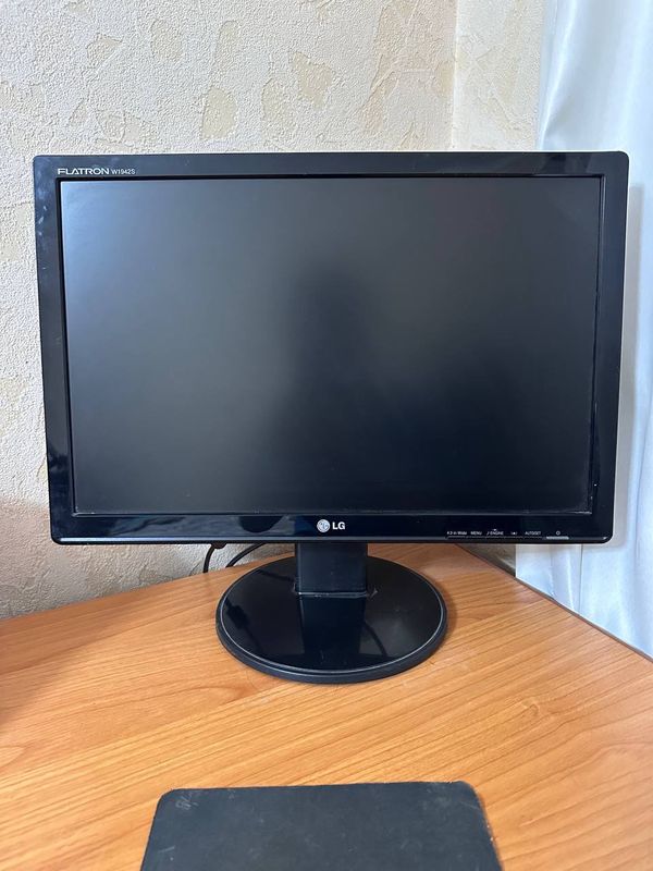 Монитор ПК LG Flatron W1942S