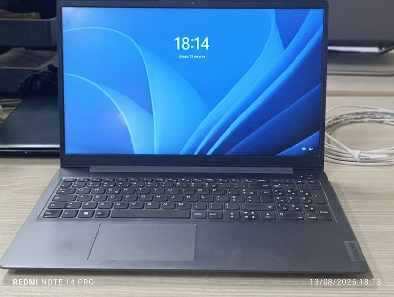 Noutbuk Lenovo IdeaPad 3 15ITL6 – Core i3 / 8GB / 256GB SSD / Full HD