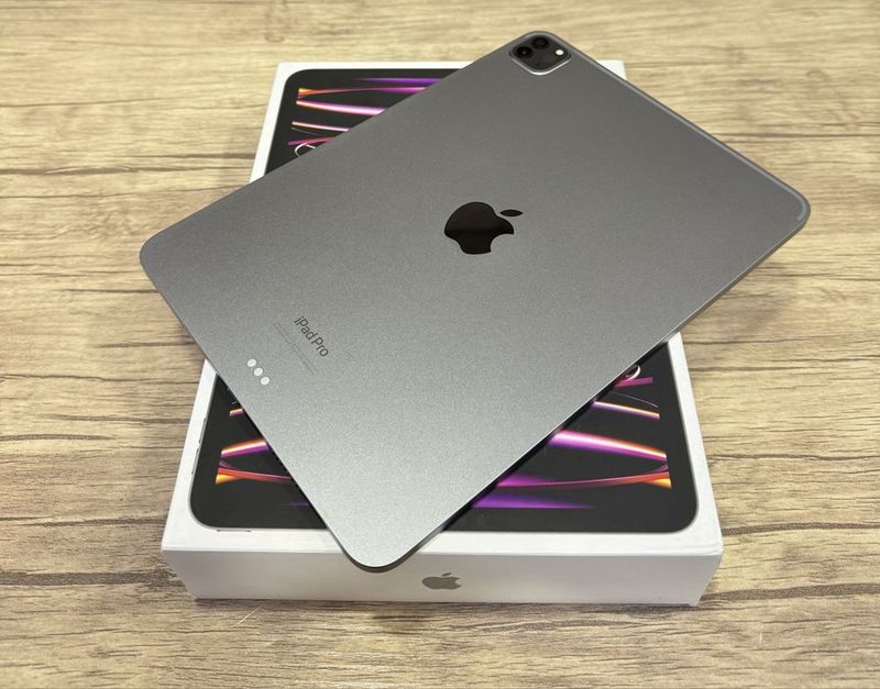 Prodam Idyal Ipad Pro 11 M2 128GB wi-fi Prodam Idyal Ipad Pro 11 M2 128GB wi-fi
