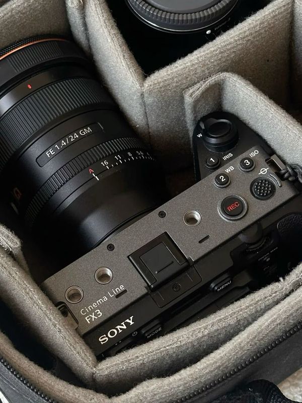 Sony Fx3 obektiv 24.105 Sony Fx3 obektiv 24.105
