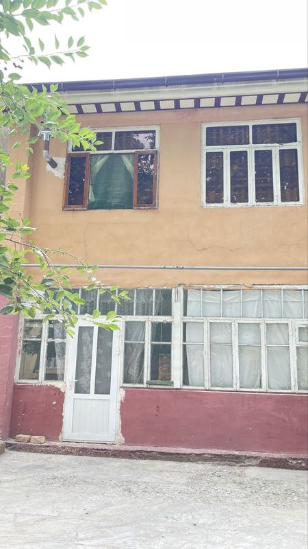 Продам кирпичный дом в Джамбае Продам кирпичный дом в Джамбае