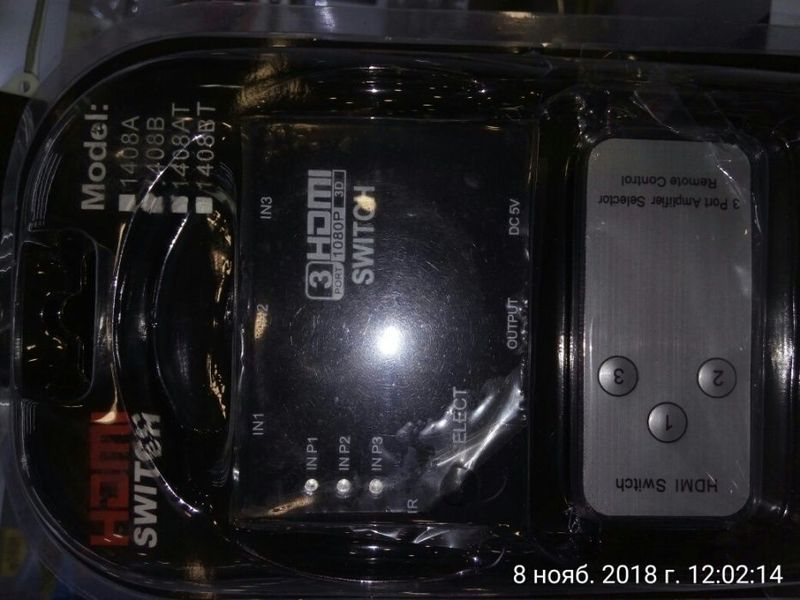Hdmi свич 1 × 3 с пультом переключения Hdmi свич 1 × 3 с пультом переключения