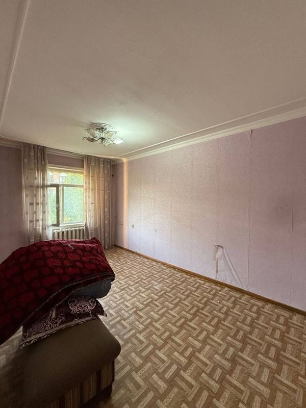 Юнусобод 12 3/3/4 балкон 1.5/6 до метро 500 метр Срочно продам Юнусобод 12 3/3/4 балкон 1.5/6 до метро 500 метр Срочно продам