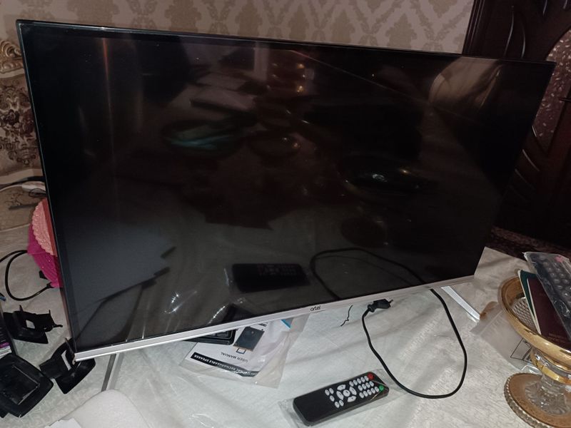 Продам телевизор Артель 32". Продам телевизор Артель 32".