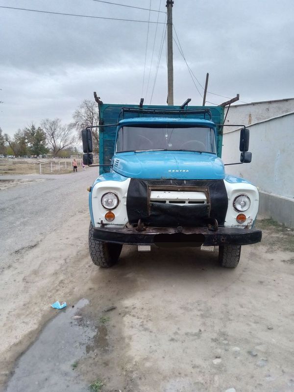 Zil 130 sotiladi Zil 130 sotiladi