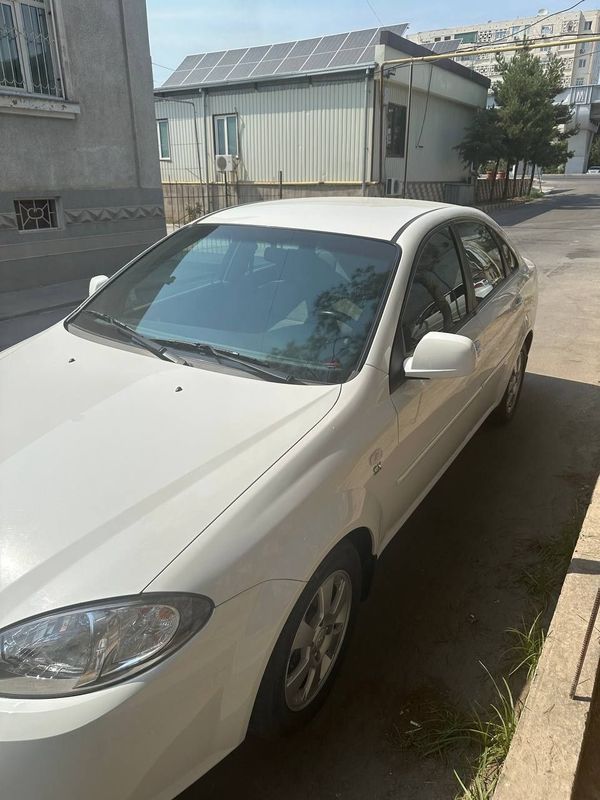 Аренда Насия савдо Жентра автомат 2019 бош толов 2000$ Аренда Насия савдо Жентра автомат 2019 бош толов 2000$