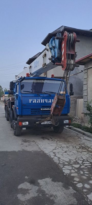 Автокран Галичанин 32тон сотилади Автокран Галичанин 32тон сотилади