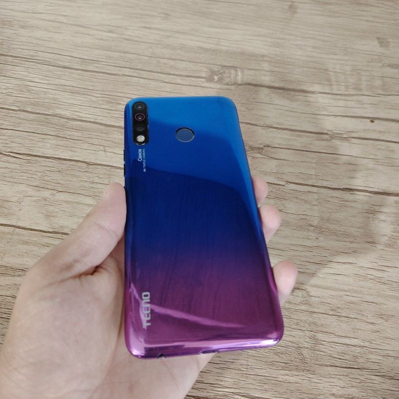 Tecno Camon 12 sotiladi