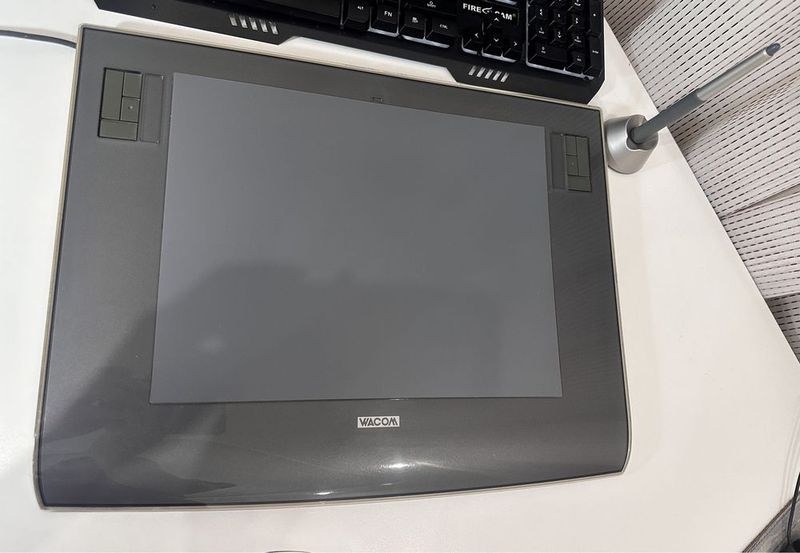 Графический планшет Wacom Intuos 3 Pen Tablet PTZ-930