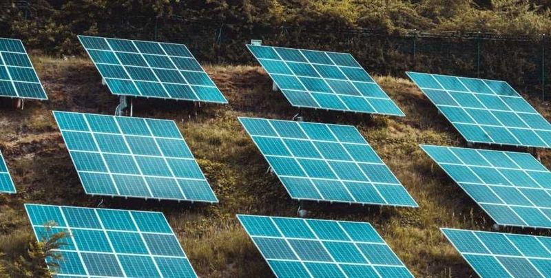 Инверторы солнечные панели quyosh panellar - elektr avzalligi Инверторы солнечные панели quyosh panellar - elektr avzalligi