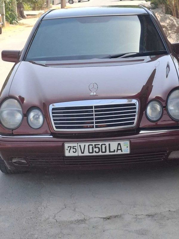 Mersades Benz w210 xolari yaxshi kelishtirib beramiz Mersades Benz w210 xolari yaxshi kelishtirib beramiz