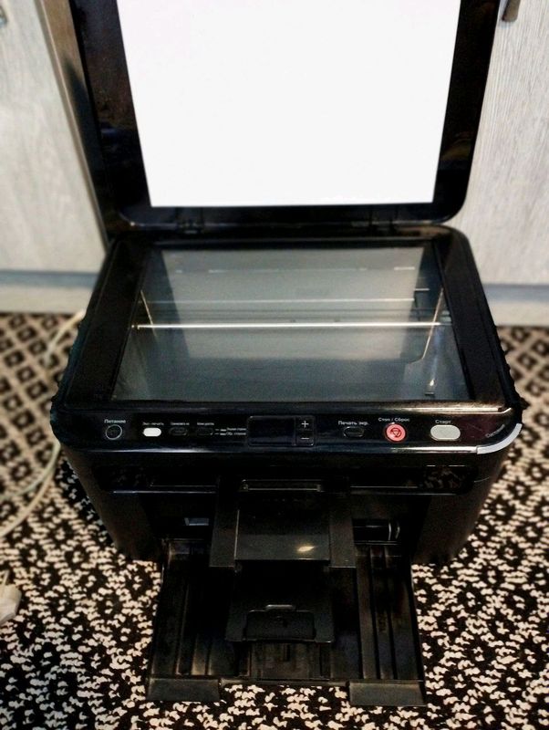 Samsung SCS-3205 printer sotiladi holati zor Samsung SCS-3205 printer sotiladi holati zor