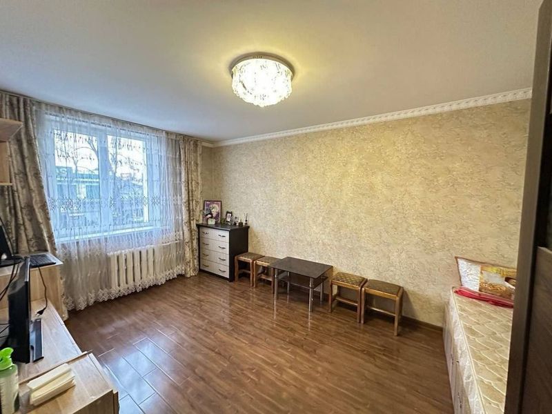 Продается 1 комнатная Чиланзар 2 ориентир Аллея Гагарина/Макро Продается 1 комнатная Чиланзар 2 ориентир Аллея Гагарина/Макро