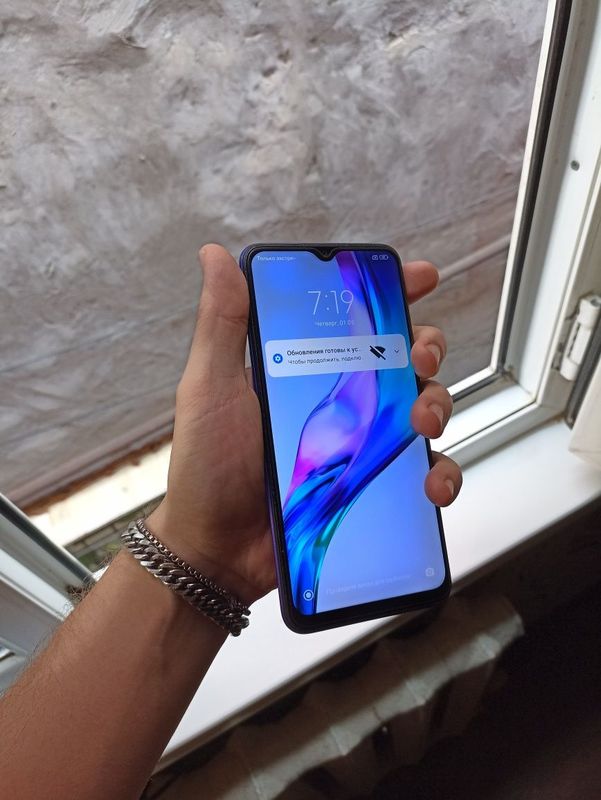 Xiaomi Redmi note 9 в отличном состоянии + чехол. Xiaomi Redmi note 9 в отличном состоянии + чехол.