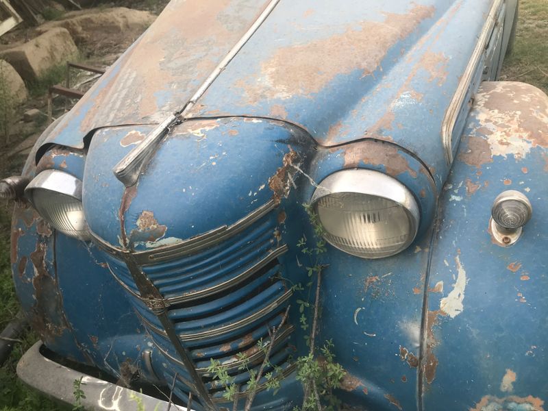 Moskvich 412 sotiladi Moskvich 412 sotiladi