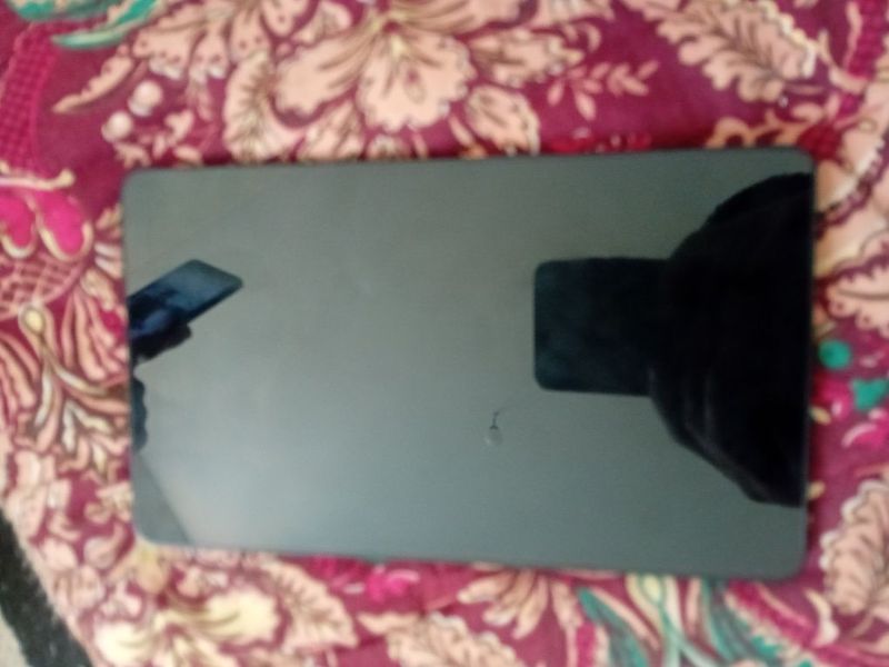 Planshet sotiladi samsung galaxy A9 Planshet sotiladi samsung galaxy A9