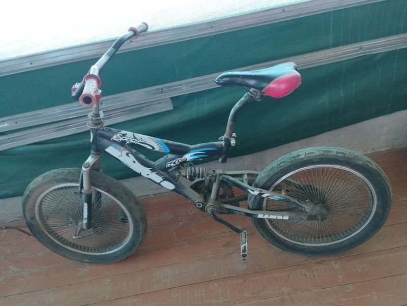 Velosiped sotiladi