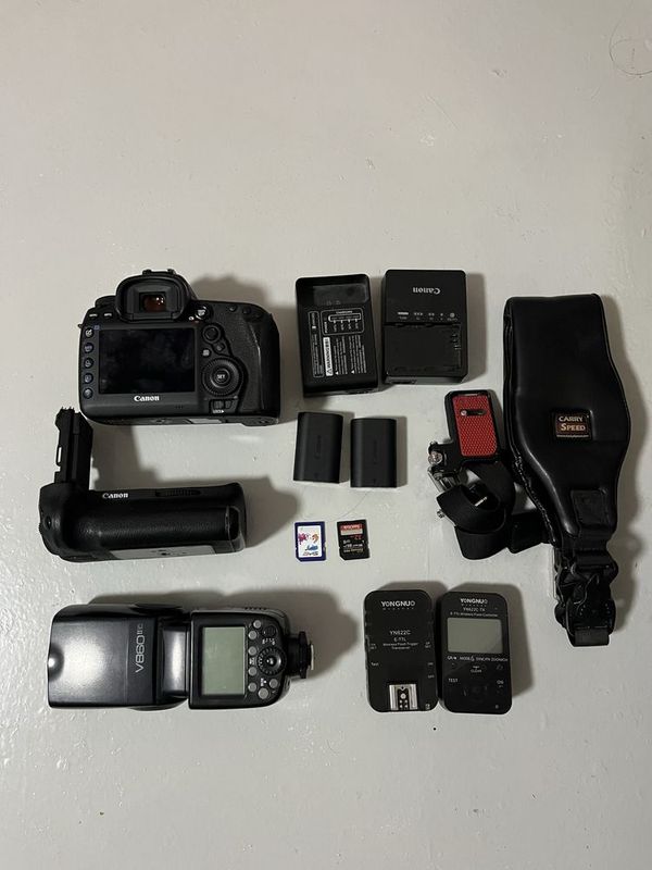 Canon 5D Mark 4 sotiladi
