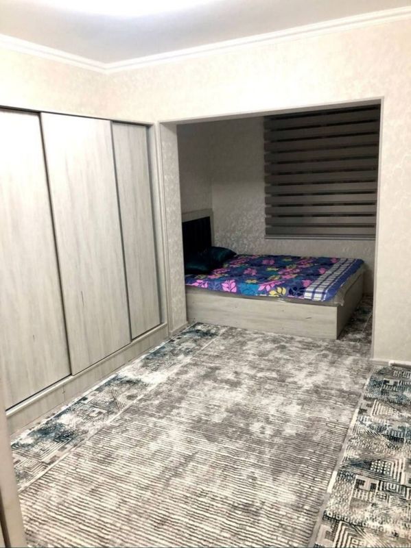 Bezmakler Buyuk ipak yoli metro yonidz 2 honali kvartira Ijaraga beril