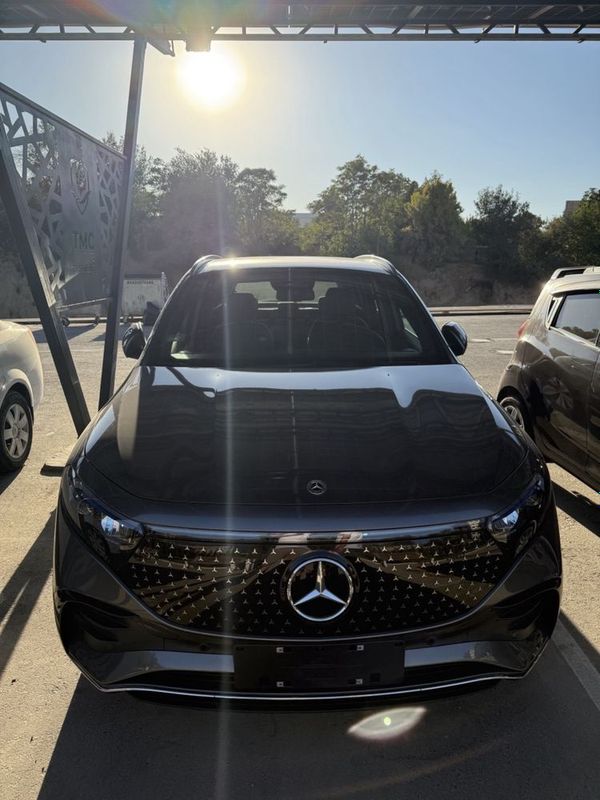 Mercedes Benz EQA 260 Mercedes Benz EQA 260