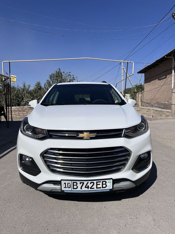 Tracker premier