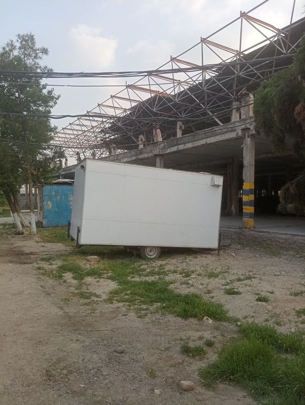 Fudtrak sotiladi razmeri 4*2 Fudtrak sotiladi razmeri 4*2