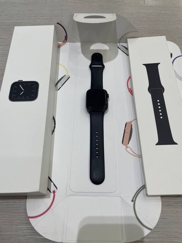 Apple Watch 5 44mm