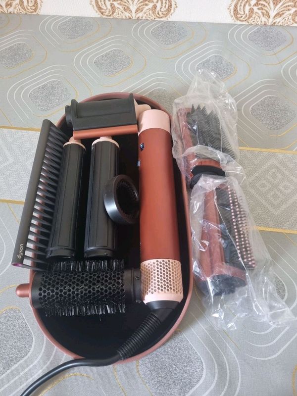Soch uchun professional dyson fen