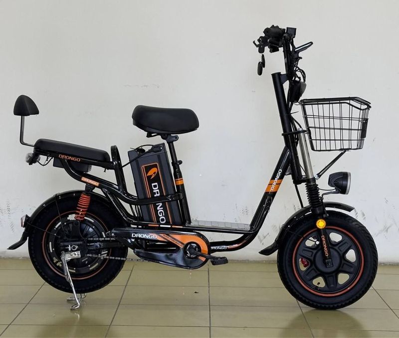elektra velik Drongo elektra velik Drongo