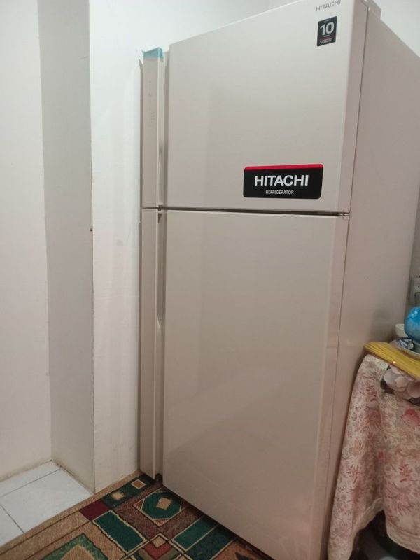 Холодильник HITACHI Холодильник HITACHI