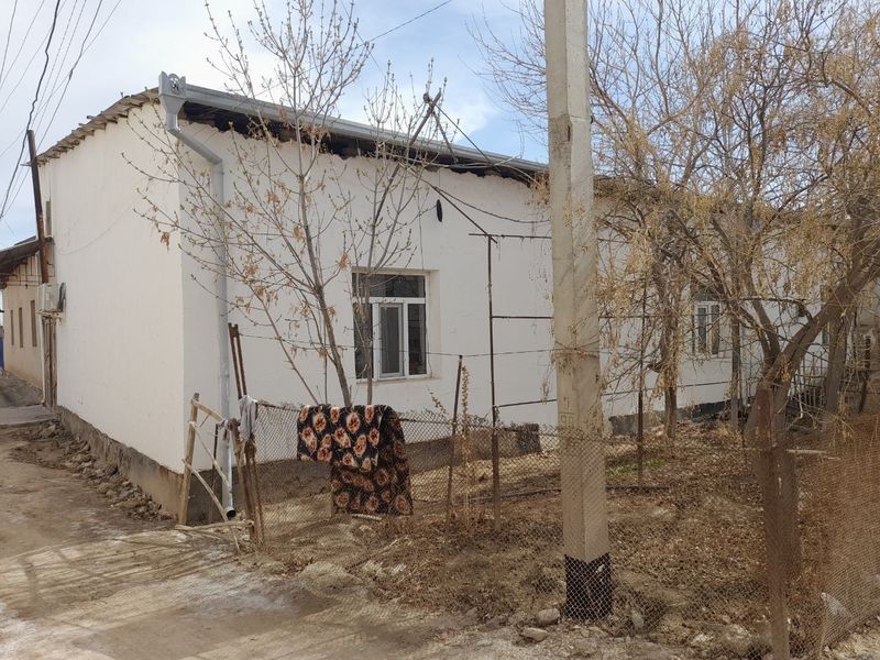 Уй сатылады. Продается дом