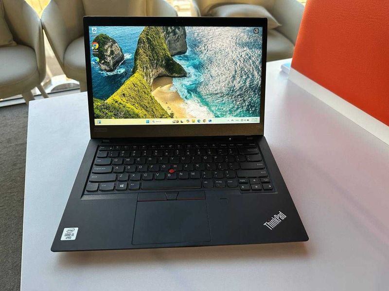 Lenova ThinkPad Core(TM) i5-10310 RAM 16GB